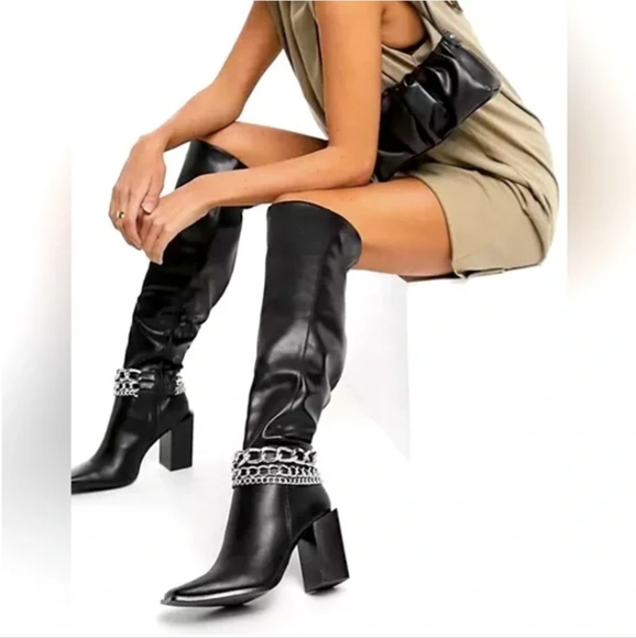Boots - Picture 1 of 14